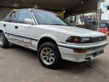 Toyota Corolla 1990 Car