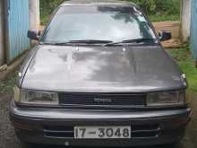 Toyota Corolla 1990 Car