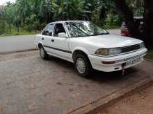 https://riyasewana.com/uploads/toyota-corolla-ce-1990-2210450312022.jpg