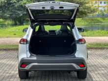 https://riyasewana.com/uploads/toyota-corolla-cross-14161201476.jpg