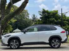 https://riyasewana.com/uploads/toyota-corolla-cross-1416120183.jpg