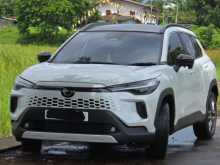 Toyota CorollA Cross 2025 SUV