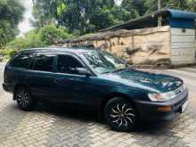 Toyota Corolla DX 2000 Car