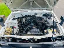 https://riyasewana.com/uploads/toyota-corolla-dx-1985-1910270312693.jpg