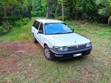 Toyota Corolla EE96 DX Wagon 1989 Car