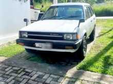 https://riyasewana.com/uploads/toyota-corolla-ke-1986-216142012582.jpg