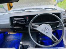 https://riyasewana.com/uploads/toyota-corolla-ke72-2720294024781.jpg