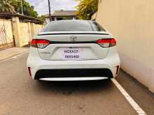 https://riyasewana.com/uploads/toyota-corolla-wxb-2023-198381612162.jpg