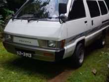 https://riyasewana.com/uploads/toyota-cr-26-201537134102.jpg
