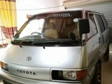 Toyota CR27 1991 Van