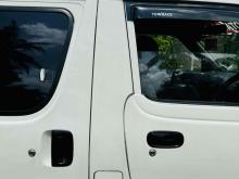 https://riyasewana.com/uploads/toyota-cr-27-120065824711.jpg