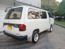 Toyota Lotto CR27 GL 1993 Van