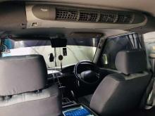 https://riyasewana.com/uploads/toyota-cr-27-14908266676.jpg
