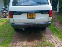 Toyota CR27 1992 Van