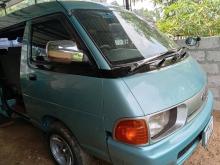 Toyota CR27 1992 Van