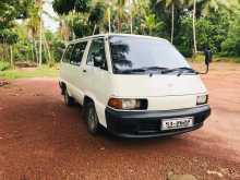 Toyota CR27 1989 Van