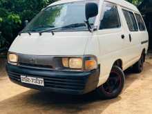 Toyota Lotto CR27 1993 Van