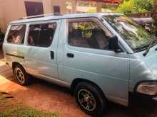 Toyota CR27 1993 Van