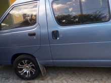 Toyota CR27 1994 Van