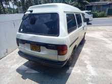 Toyota Lotto CR27 1994 Van