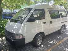 Toyota CR27 1995 Van