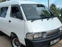 Toyota CR27 1996 Van