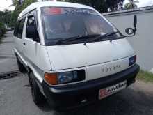 Toyota CR27 1988 Van