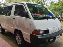 Toyota CR27 1991 Van