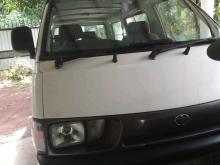 Toyota CR27 1992 Van