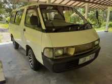 Toyota CR27 1995 Van