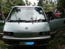 Toyota CR27 1991 Van
