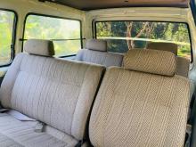 Toyota CR27 1993 Van
