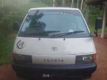 Toyota CR27 1988 Van