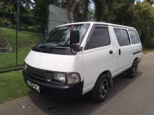 Toyota Lotto CR27 1995 Van