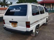 https://riyasewana.com/uploads/toyota-cr-27-281900556394.jpg