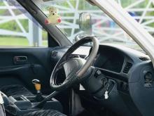 https://riyasewana.com/uploads/toyota-cr-27-291911296816.jpg