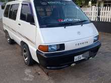 Toyota CR27 1988 Van