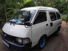 Toyota CR27 1993 Van