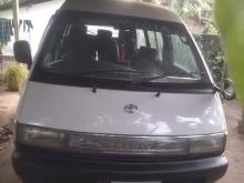 Toyota CR27 1991 Van