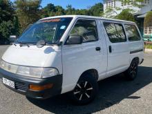 Toyota CR27 1993 Van