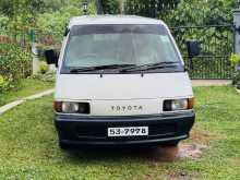 Toyota CR27 1989 Van