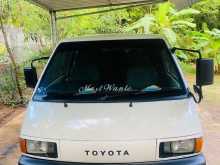 Toyota CR 27 1990 Van