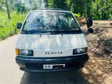 Toyota CR27 1991 Van