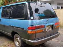 Toyota CR27 1997 Van