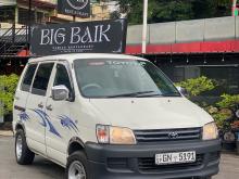 Toyota CR41 2000 Van