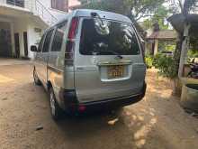 https://riyasewana.com/uploads/toyota-cr-41-2003-1510312412073.jpg