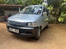 Toyota CR41 2003 Van