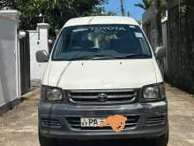 Toyota CR42 2000 Van