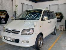 Toyota Cr 42 1999 Van