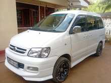 Toyota Noah CR42 2000 Van